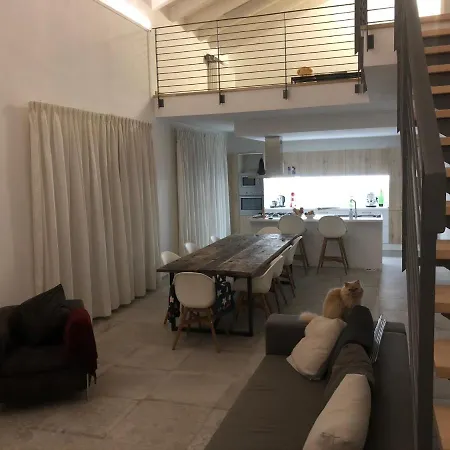 Modern With Private Pool, Close To Beach, Wine Region And Great Cities *